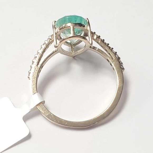 $3775- 10K Natural Columbia Emerald(2.2ct) Diamonds - Picture 3 of 7